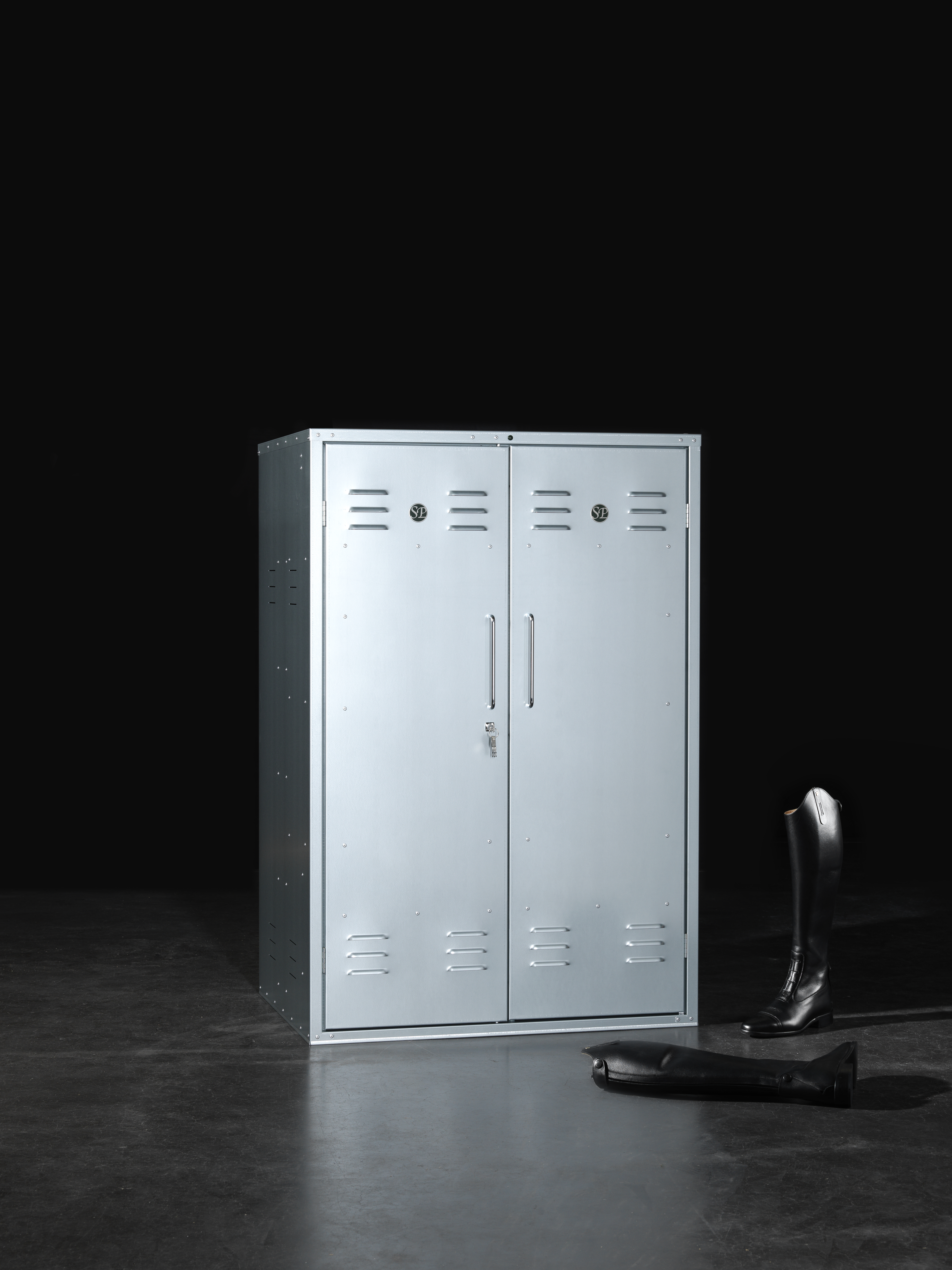 SP Stable-Line Classic 150 2-türiger L und XL Sattelschrank