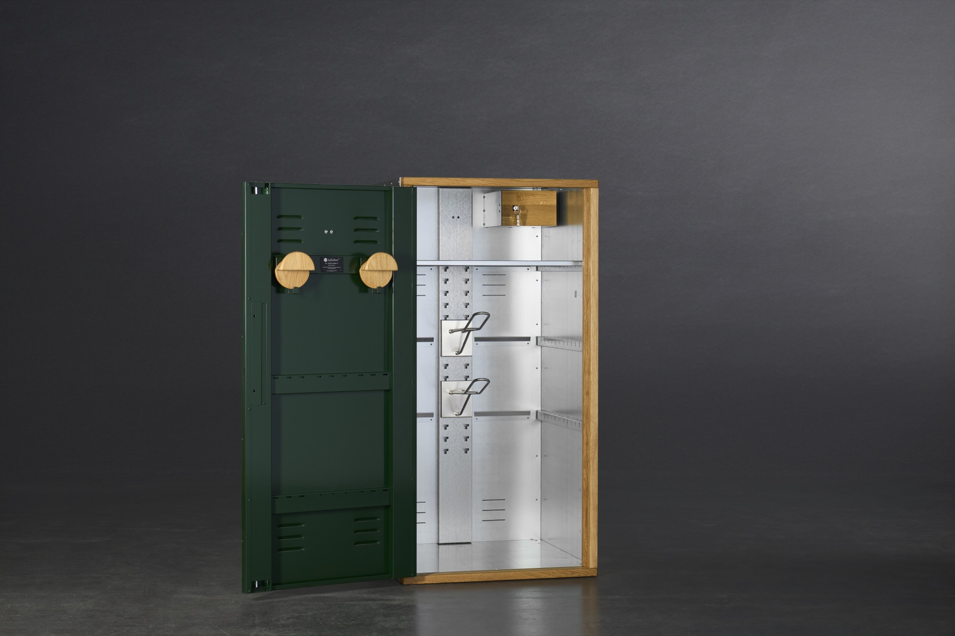 SP Stable-Line Exclusive Sattelschrank 150 SP Stable-Line Exclusive Sattelschrank 150