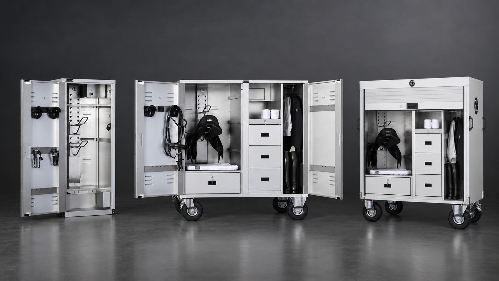 Mobile Turnierschränke und Profi-Reitsport-Schränke von SellaPort