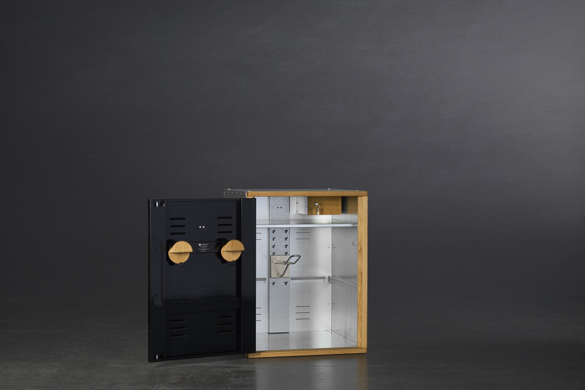 SP Stable-Line Exclusive Sattelschrank 100