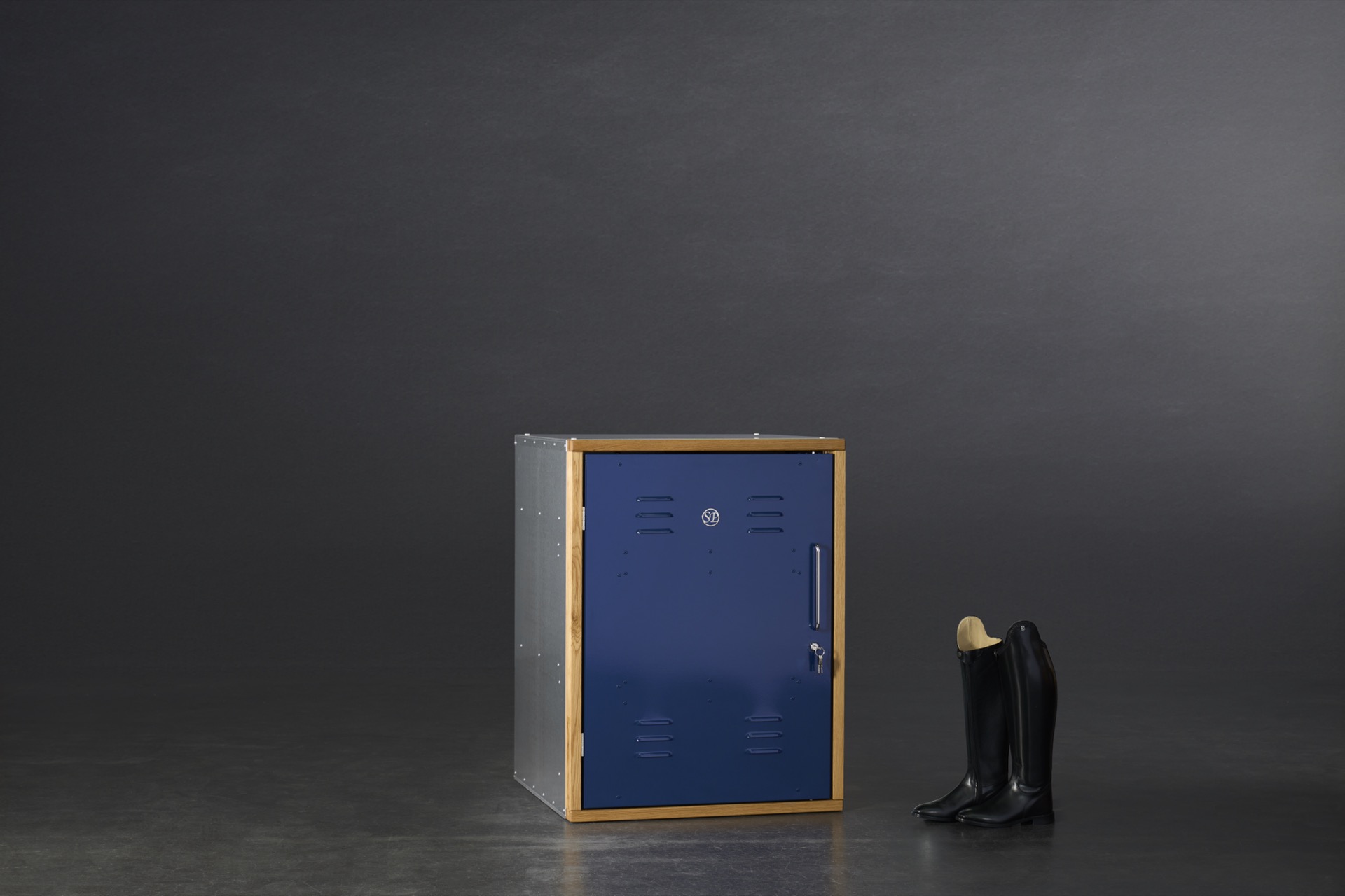 SP Stable-Line Exclusive Sattelschrank 100